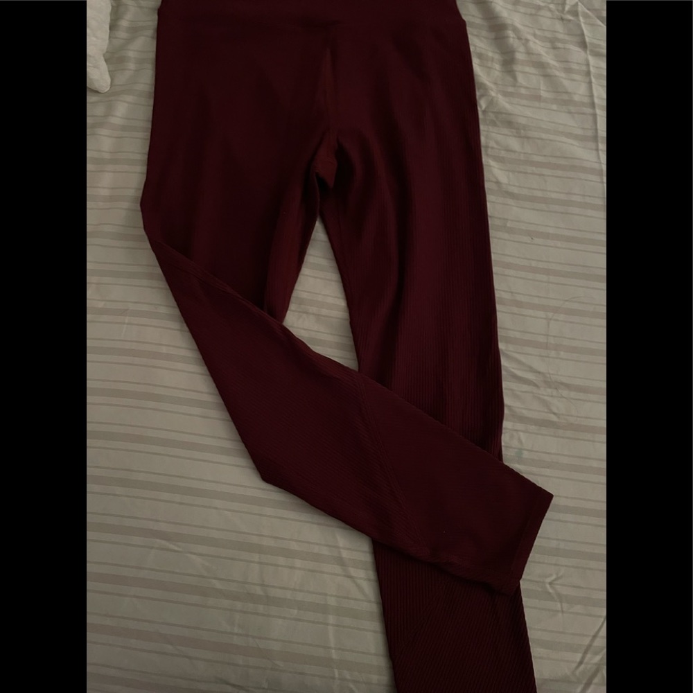 Burgundy leggings full length !
